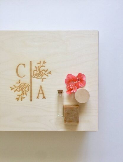Trusou botez personalizat elegant materiale naturale muselina Trusou biserica Trusou muselina Trusou fetita Trusou botez personalizat