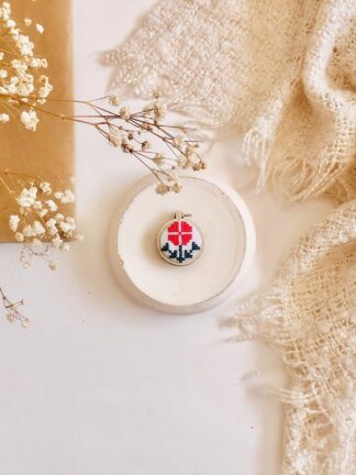Martisoare traditionale Martisoare handmadeMartisoare corporate Martisoare deosebite Martisoare educatoare Martisoare scoala Martisoare lucrate manual Martisoare Romanesti Martisoare en gros Martisor traditional Martisor brodat cu simboluri motive traditional romanesti Martisor traditional Martisor romanesc Idei Martisor 1 8 martie martisoare cu motive romanesti martisoare ieftine martisoare en gros martisoare deosebite martisoare educatoare martisoare lucrate manual martisoare handmade
