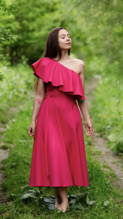 rochie ocazie rochie garden party rochie petrecere rochie eveniment rochie botez rochie nunta rochie midi rochie din in rochie materiale naturale rochie cocktail rochii ocazie botez nunta elegante rochie cununie rochie domnisoara de onoare rochie vara rochie eveniment in aer liber rochie nunta rochie cununie rochie eveniment rochie de ocazie din in