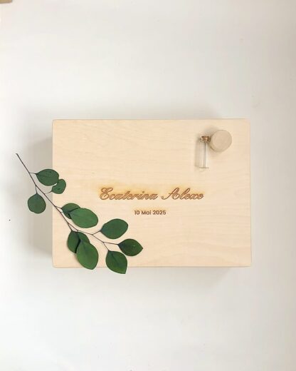 Trusou botez Trusou botez baiat Trusou botez fete trusou botez fetita Trusou botez cutie Trusou botez lumanare Trusou botez personalizat elegant materiale naturale muselina cu volanas Set complet botez biserica Trusou botez fetita Trusou bitez personalizat Trusou botez in cutie de amintiri Trusou botez personalizat fetita Trusou botez materiale naturale muselina paturica muselina cu volanas Kit botez trusou botez personalizat cu nume Cufar amintiri botez Cufar amintiri bebelusi Trusou botez simplu Trusou botez elegant Trusou botez deosebit Trusou botez muselina